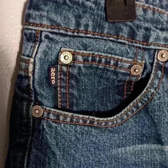 "AEROPOSTALE" Ladies medium washed cropped jeans‎ Size 9/10 - Picture 3 of 9